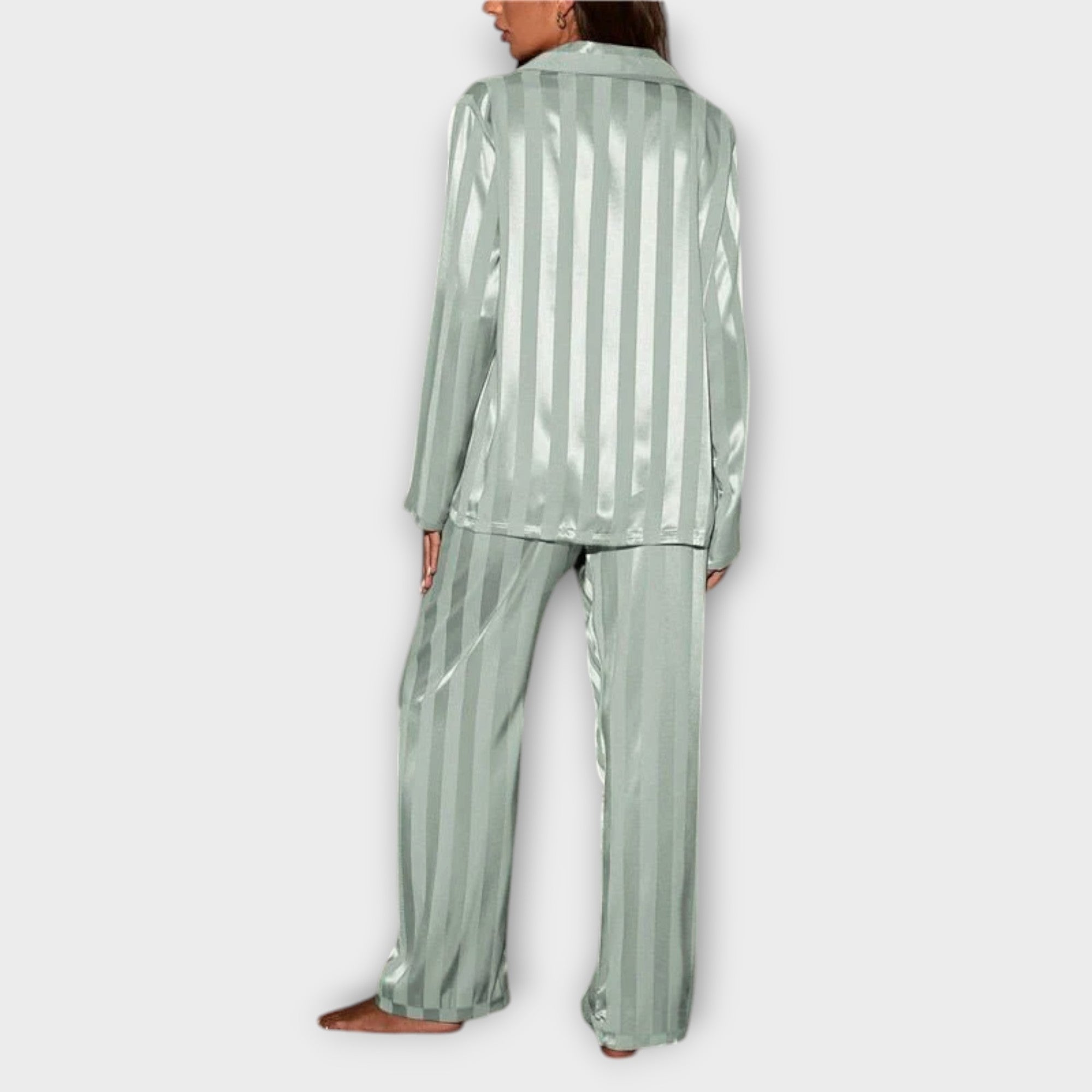 Bella Gestreepte Satijnen Pyjama Set