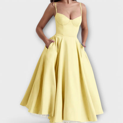 Mélie – Lichte zomerjurk met korsettetail