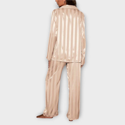 Bella Gestreepte Satijnen Pyjama Set