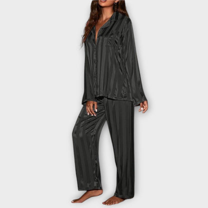 Bella Gestreepte Satijnen Pyjama Set