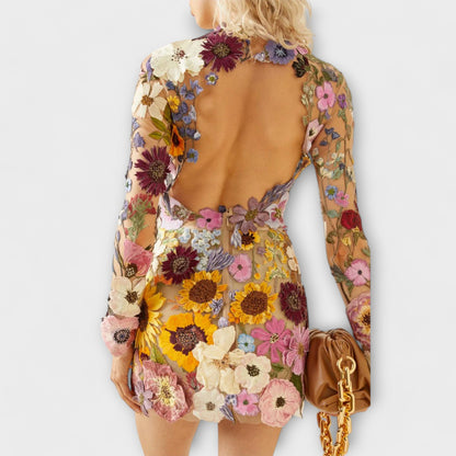 Dolores - Jurk met een 3D bloemenpatroon